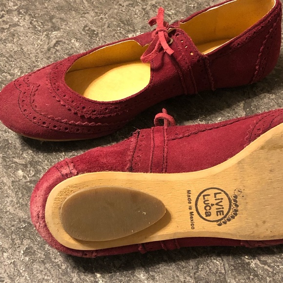 Livie and Luca Women’s suede flats. Size 6.5 - Picture 6 of 7